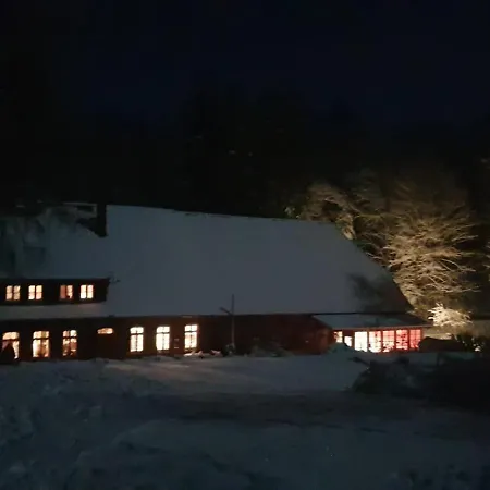 Stilvolle Forsthof-depandence Mit Service * Wriedel